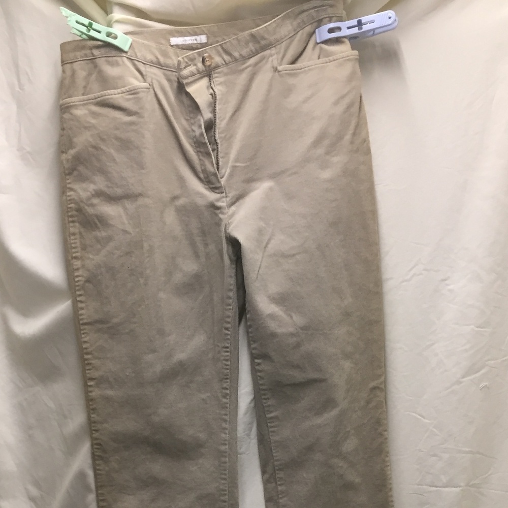 JONES SPORT STRETCH PANTS (BUSINESS WARE)